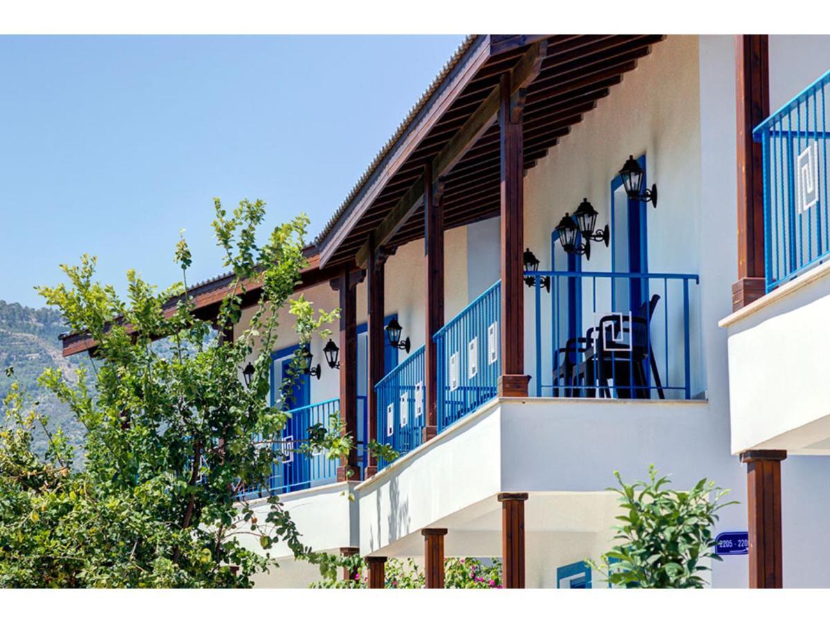 Queen Aphrodite Hotel Karpasa Exterior photo